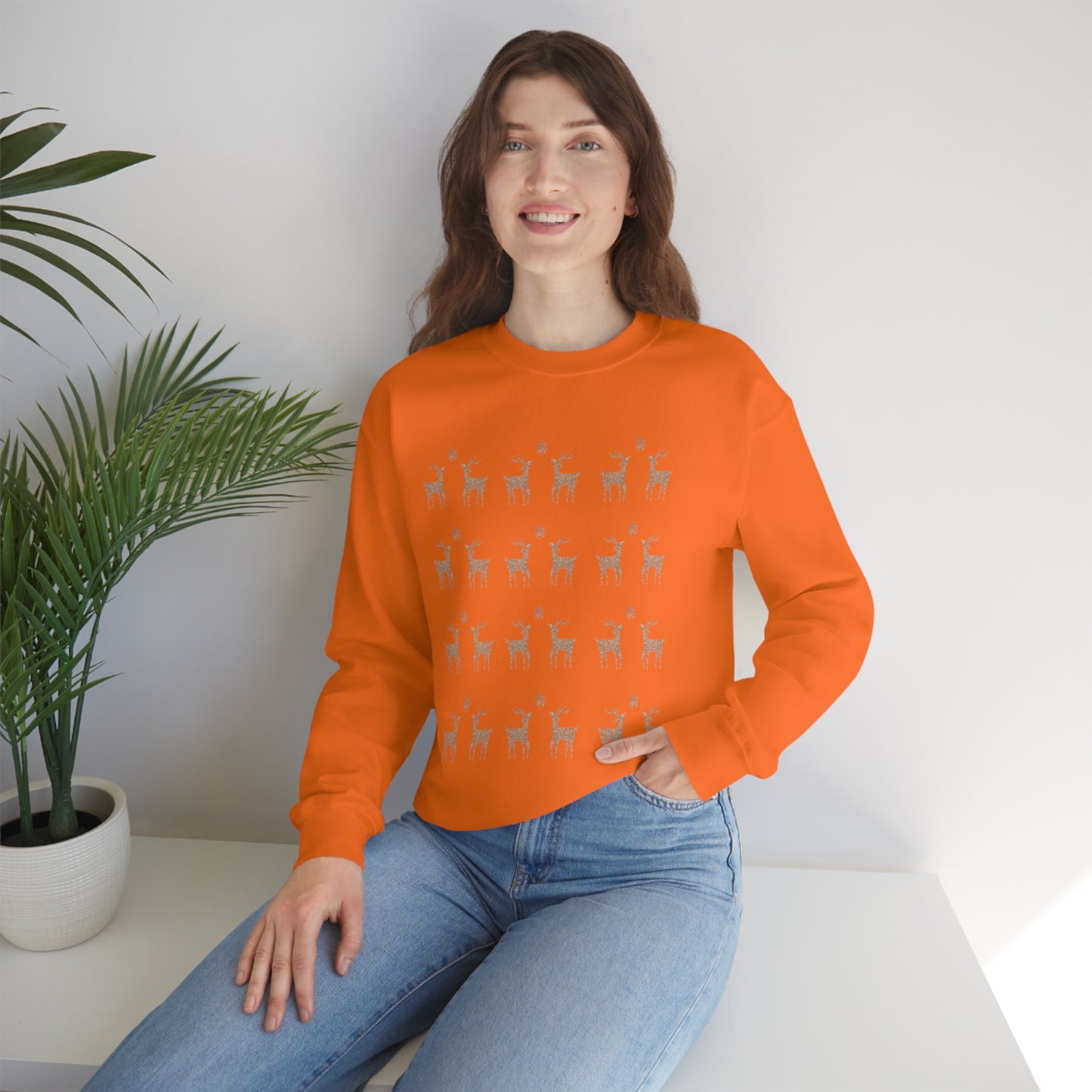 Golden Stag Pattern Unisex Heavy Blend™ Crewneck Sweatshirt